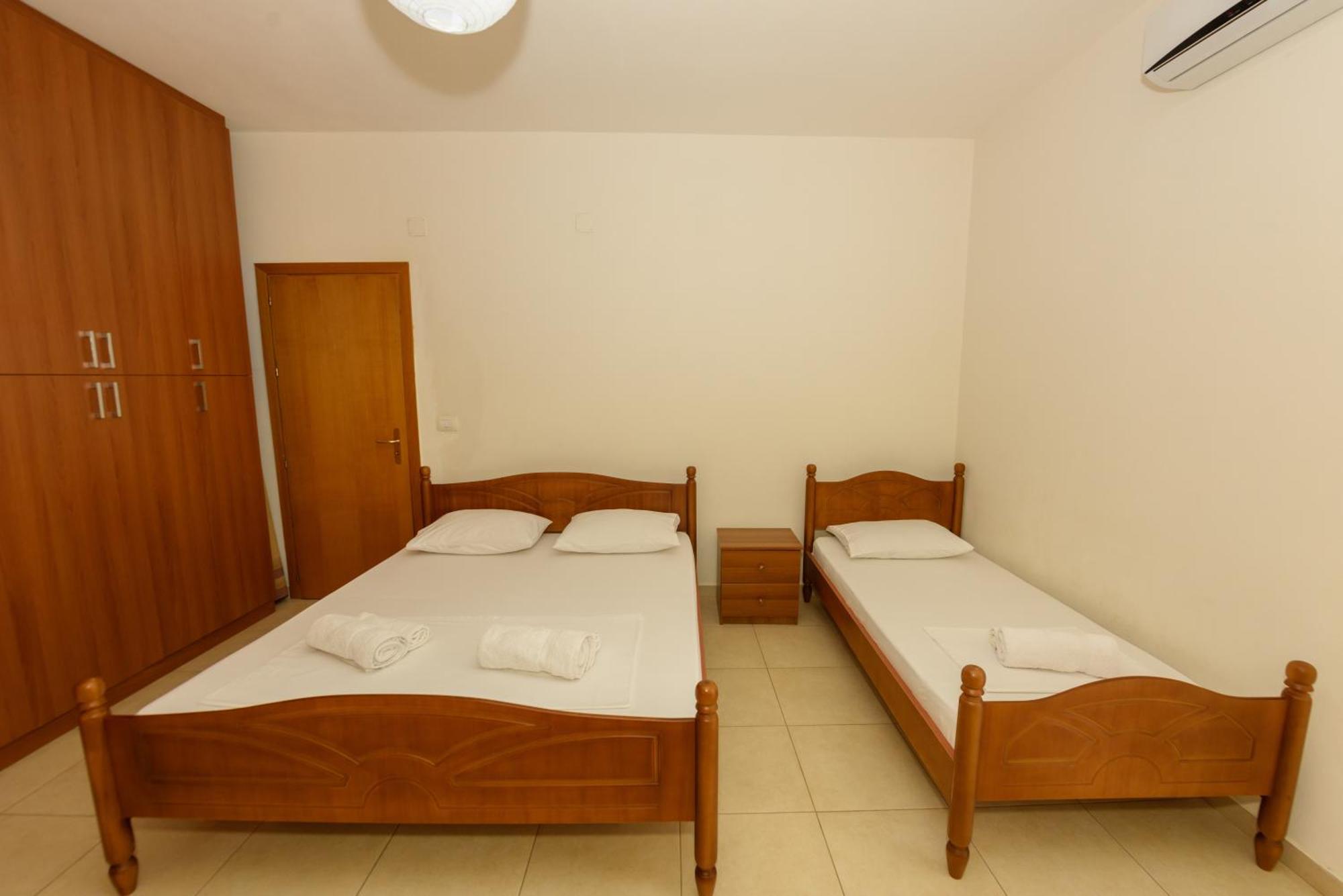 Vasili'S Family Apartments هيماري المظهر الخارجي الصورة