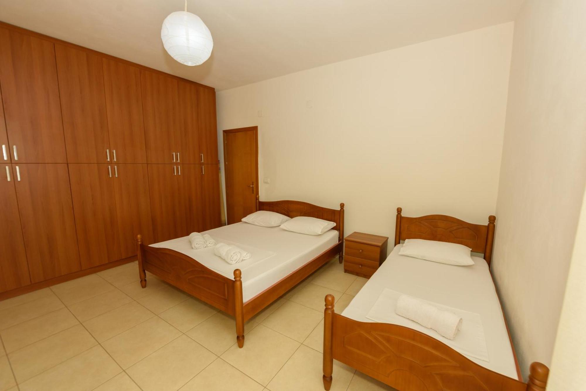 Vasili'S Family Apartments هيماري المظهر الخارجي الصورة