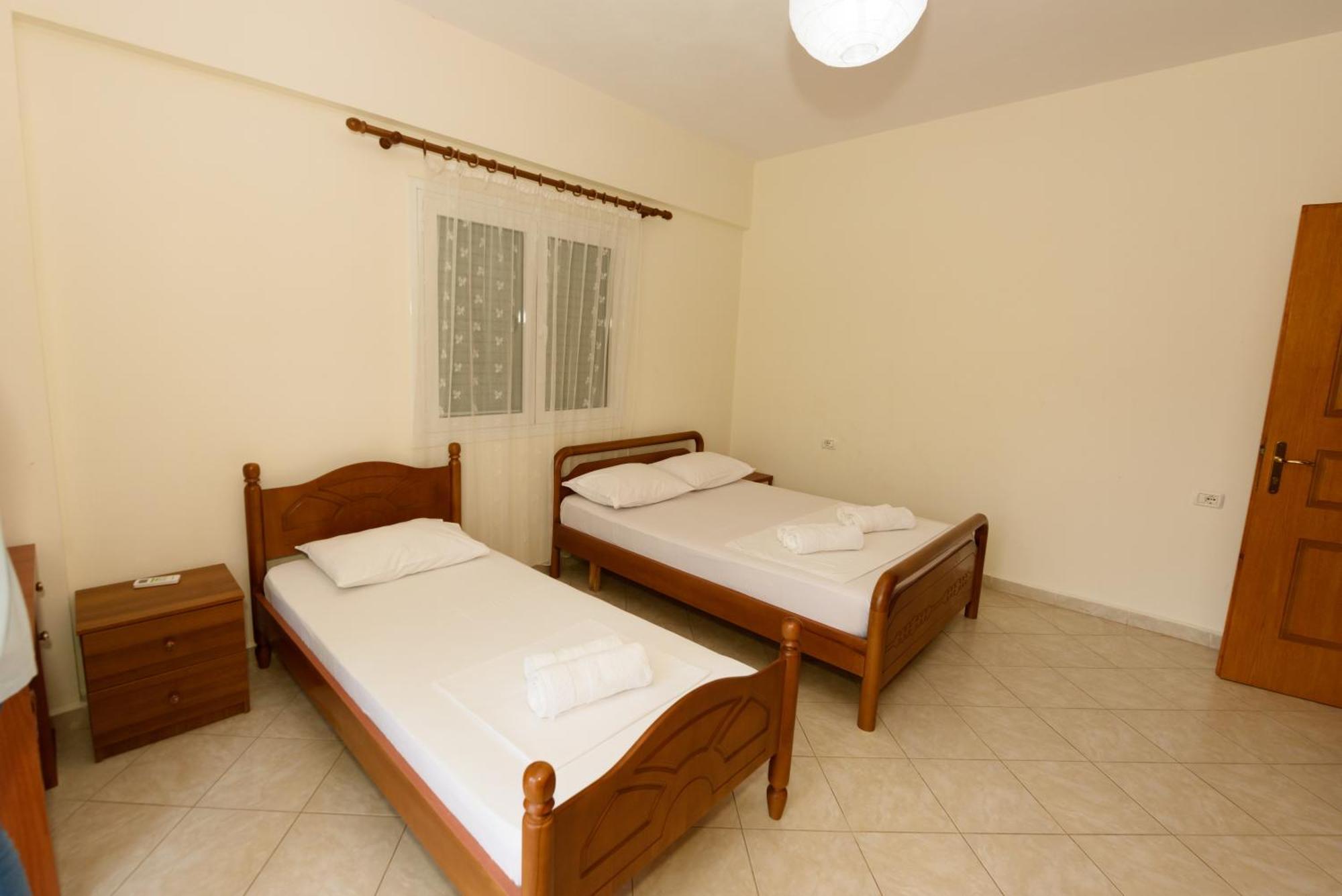 Vasili'S Family Apartments هيماري المظهر الخارجي الصورة