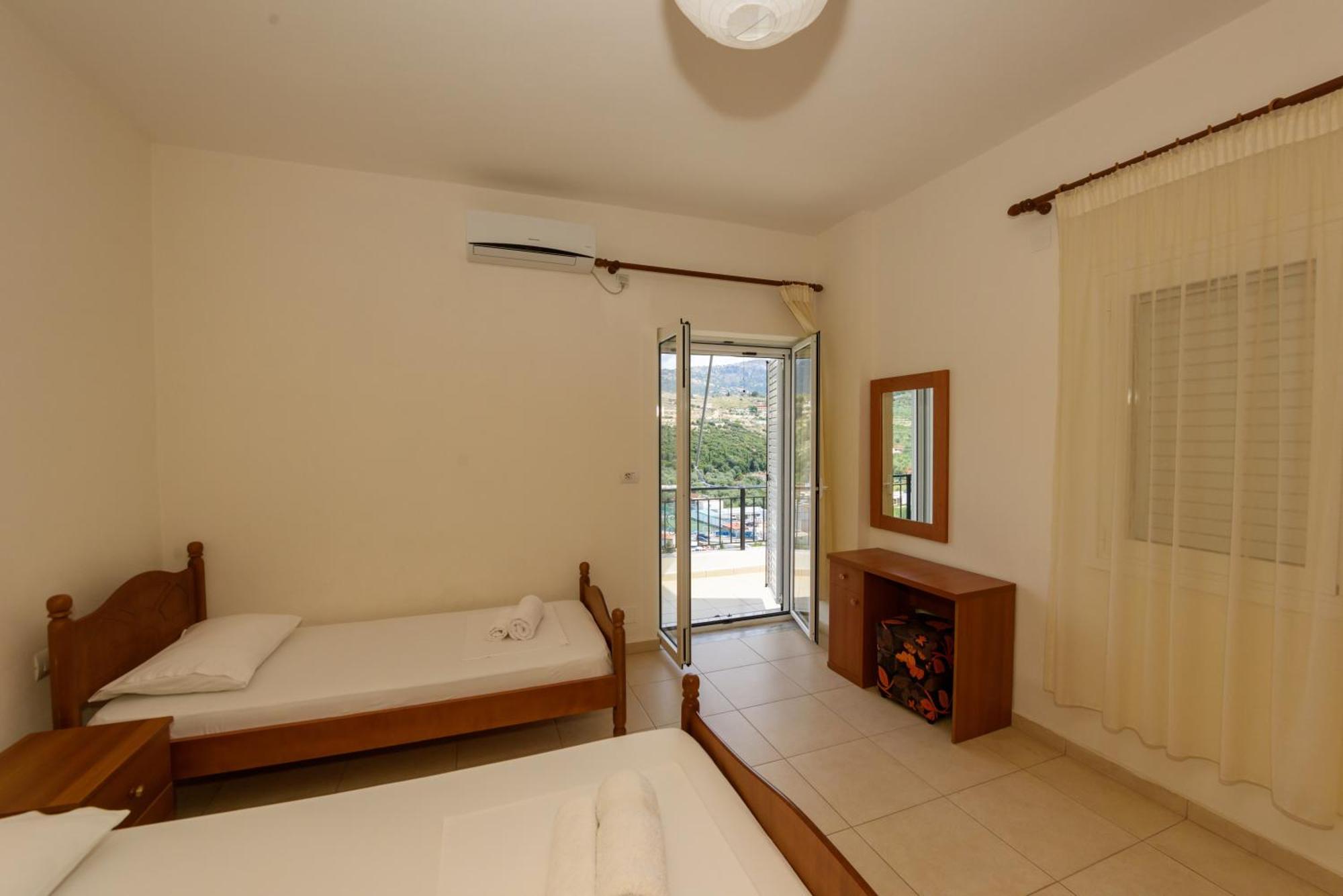 Vasili'S Family Apartments هيماري المظهر الخارجي الصورة